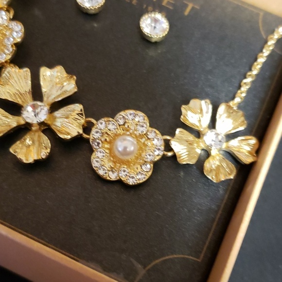 Monet flower necklace earring set cz, pearl, gold Art deco modern unique - Picture 4 of 8
